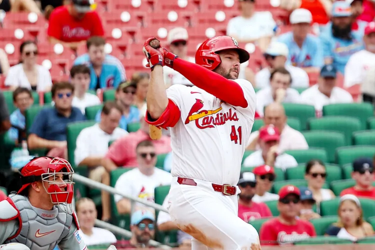 Cardinals take series from Phillies